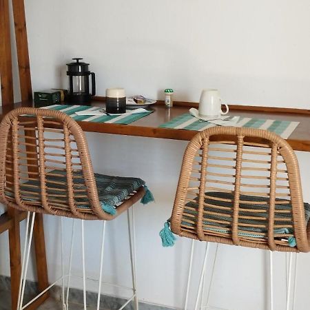 Παραθαλασσιο Στουντιο Μιχαλιας Sea View Studio Michalias Νουμερο 8 Agia Marina  Dış mekan fotoğraf