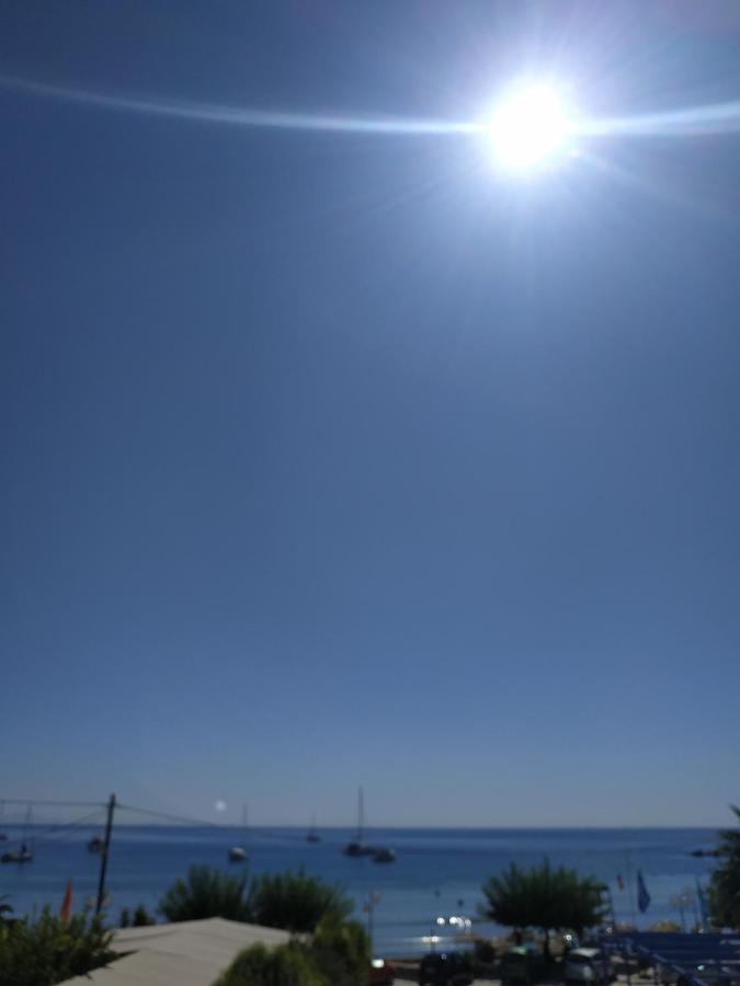 Παραθαλασσιο Στουντιο Μιχαλιας Sea View Studio Michalias Νουμερο 8 Agia Marina  Dış mekan fotoğraf